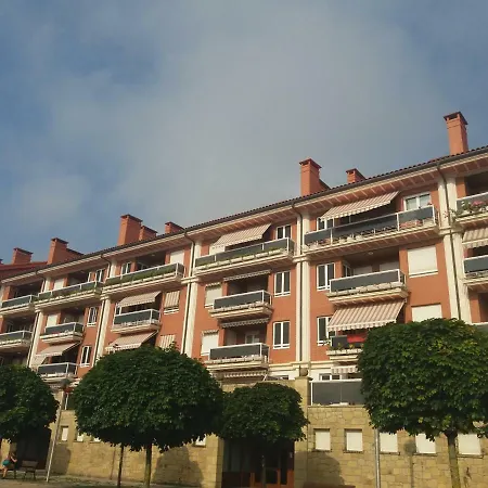 Espacio Amplio Y Luminoso Zumaia Exterior photo
